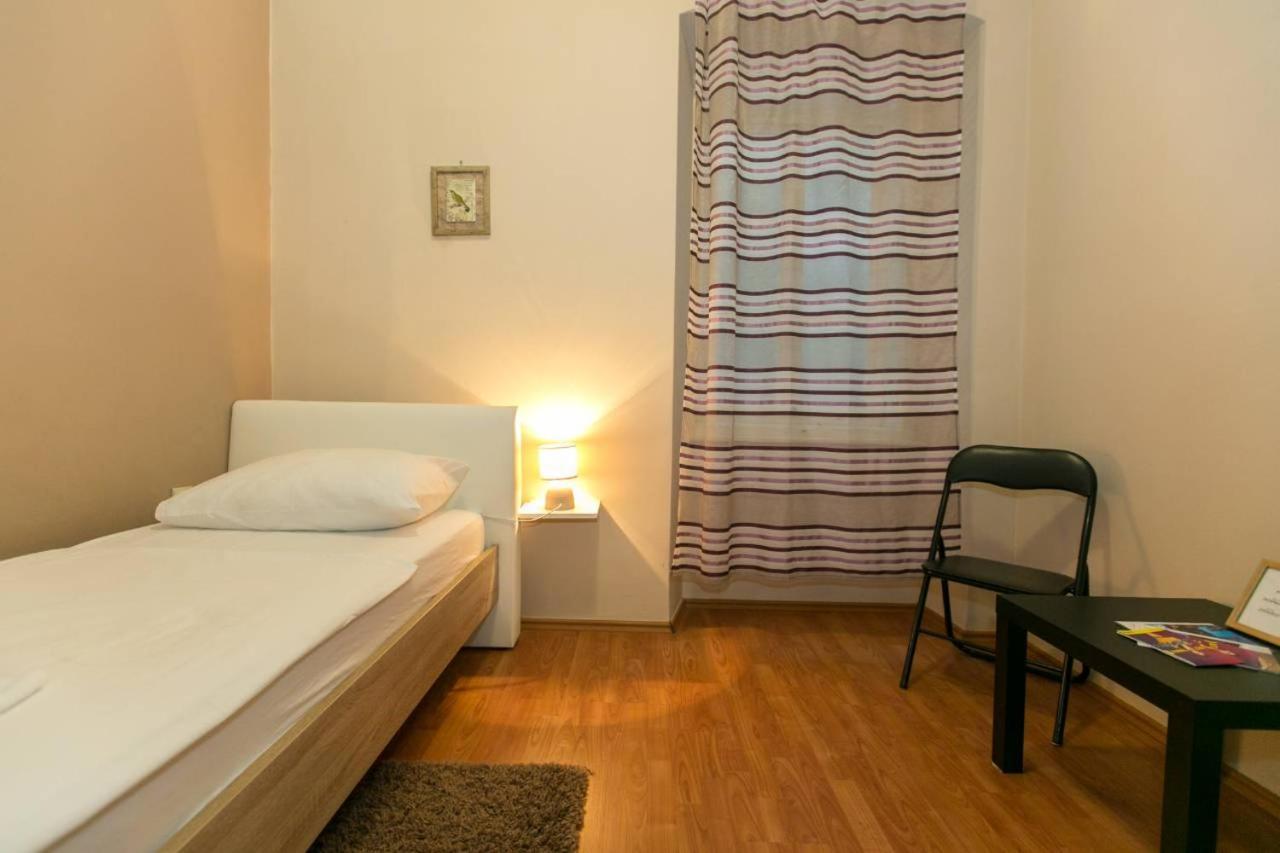 Hostel Morcic Риека Экстерьер фото