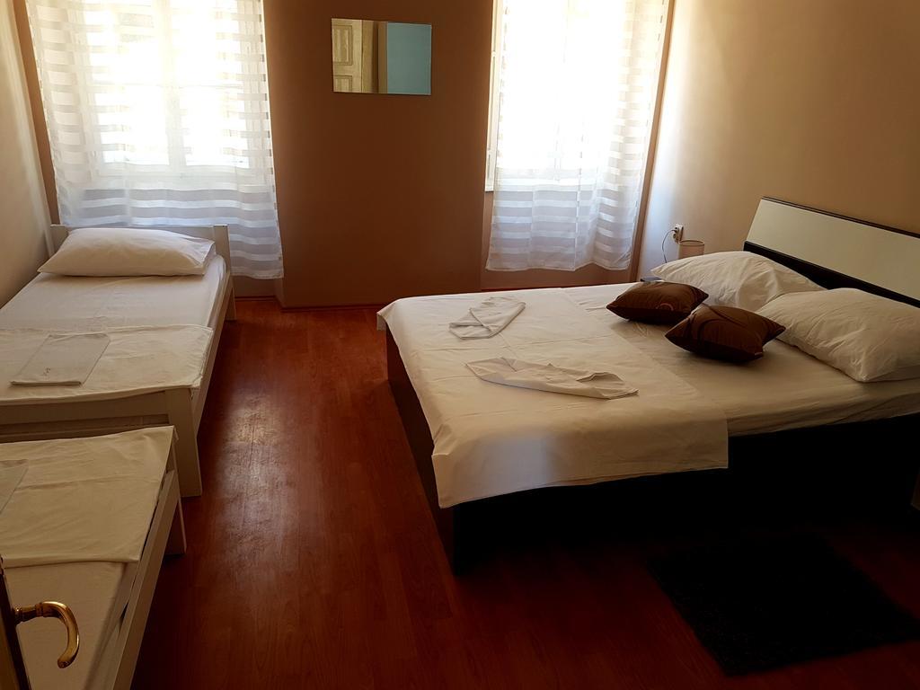 Hostel Morcic Риека Экстерьер фото